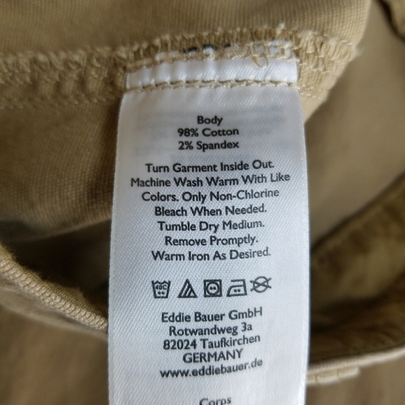 Eddie Bauer Tan High Waist Cropped Cargo Pants - Picture 8 of 8